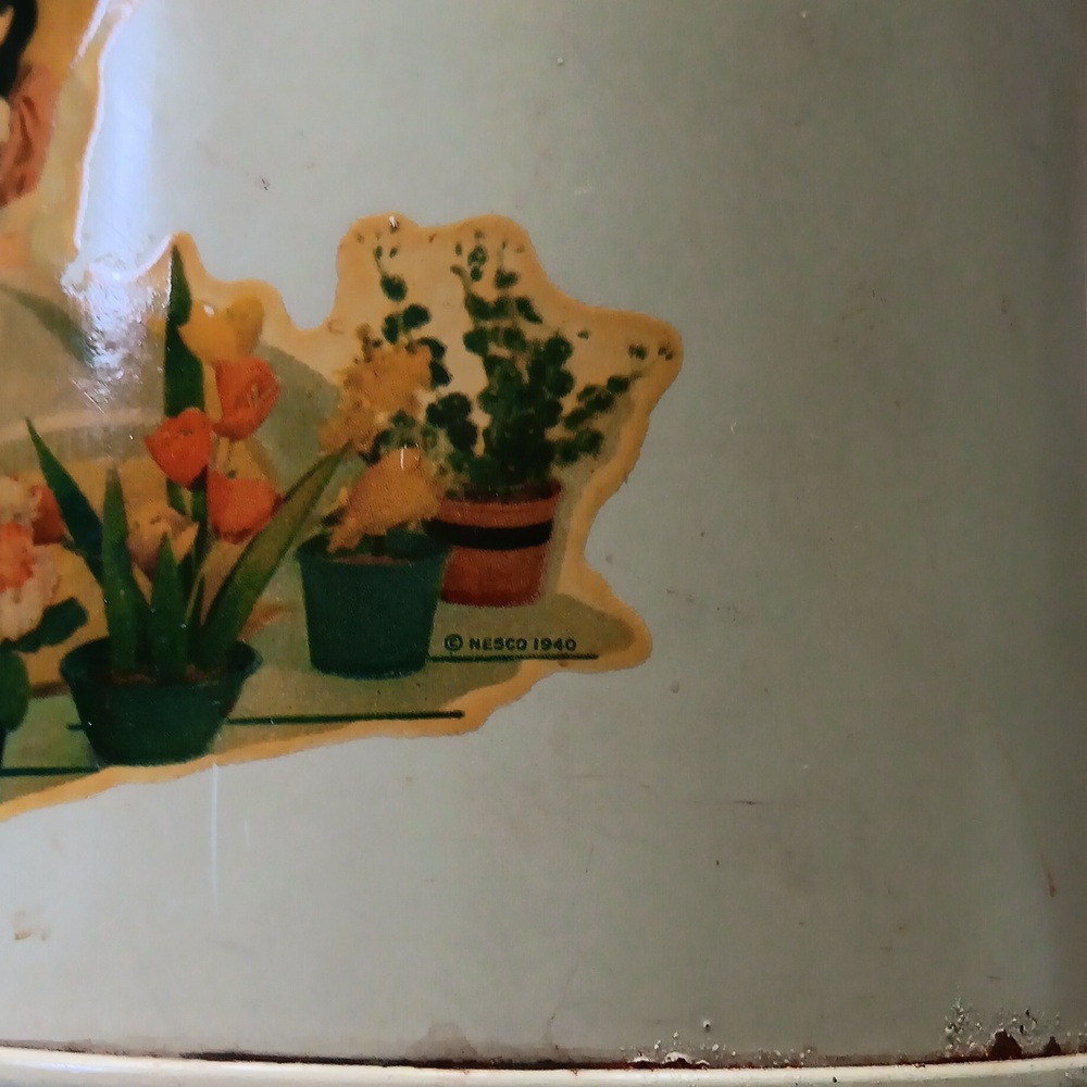 Vintage Tin Storage Container - Picture 12 of 13